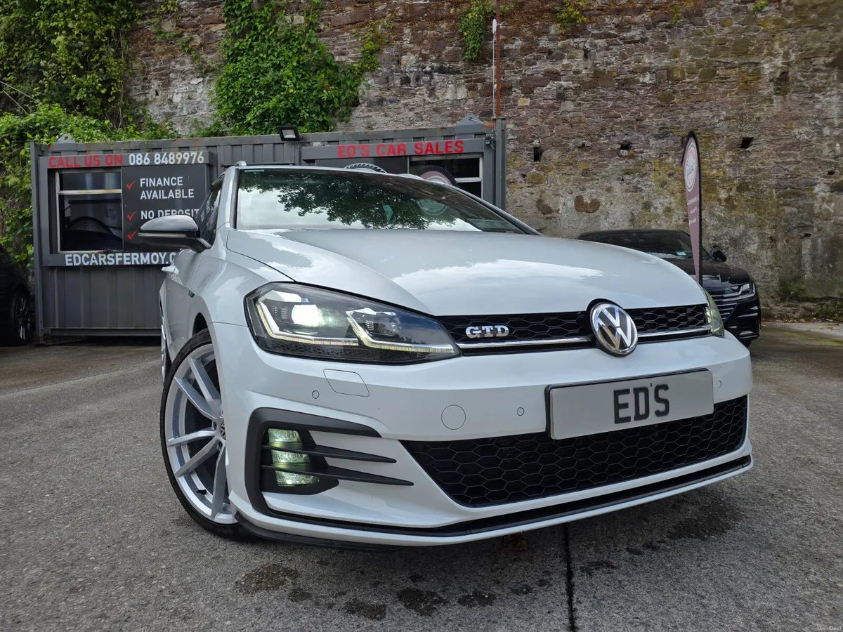 Volkswagen Golf GTD DSG Estate 2018 (182) - Image 2