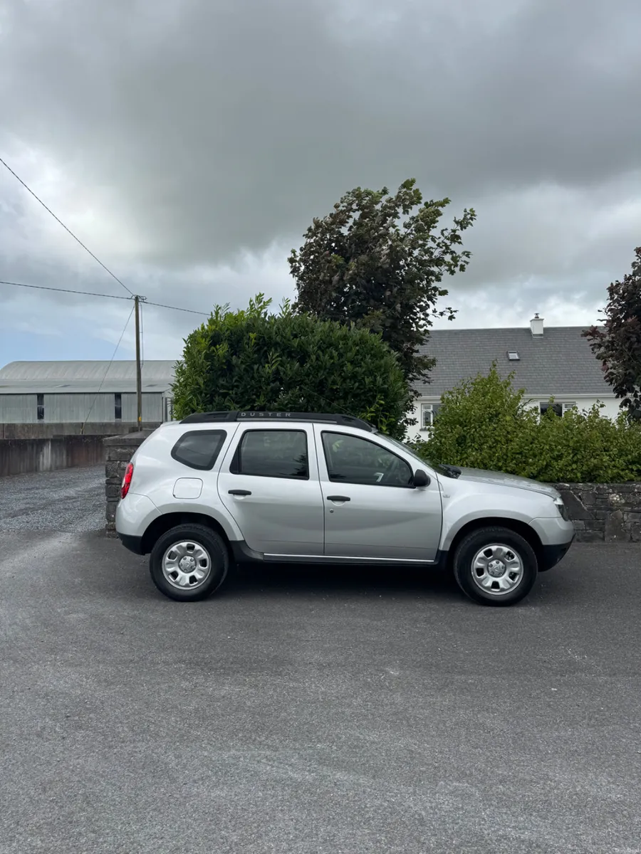 Dacia Duster 2015 - Image 2