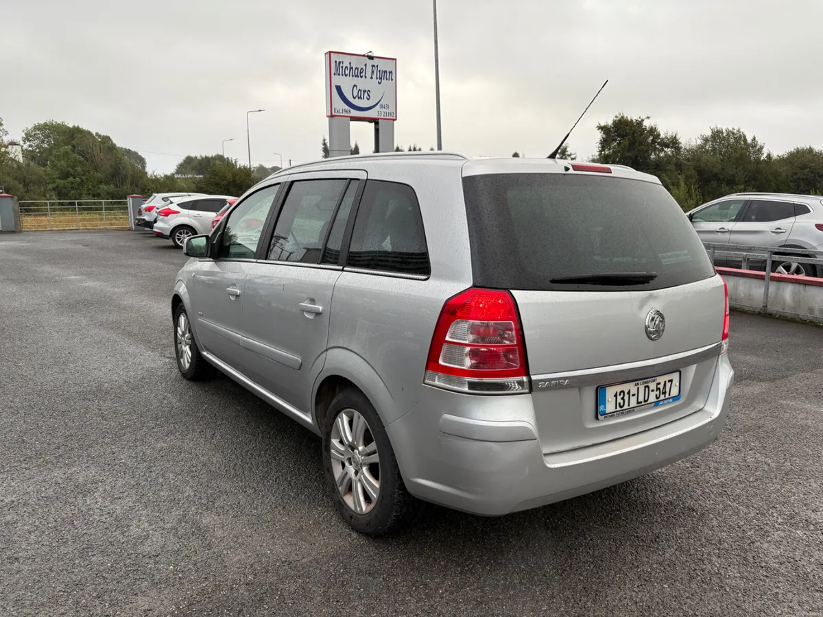 Vauxhall Zafira Design 1.7CDTi Low miles 2013 - Image 2