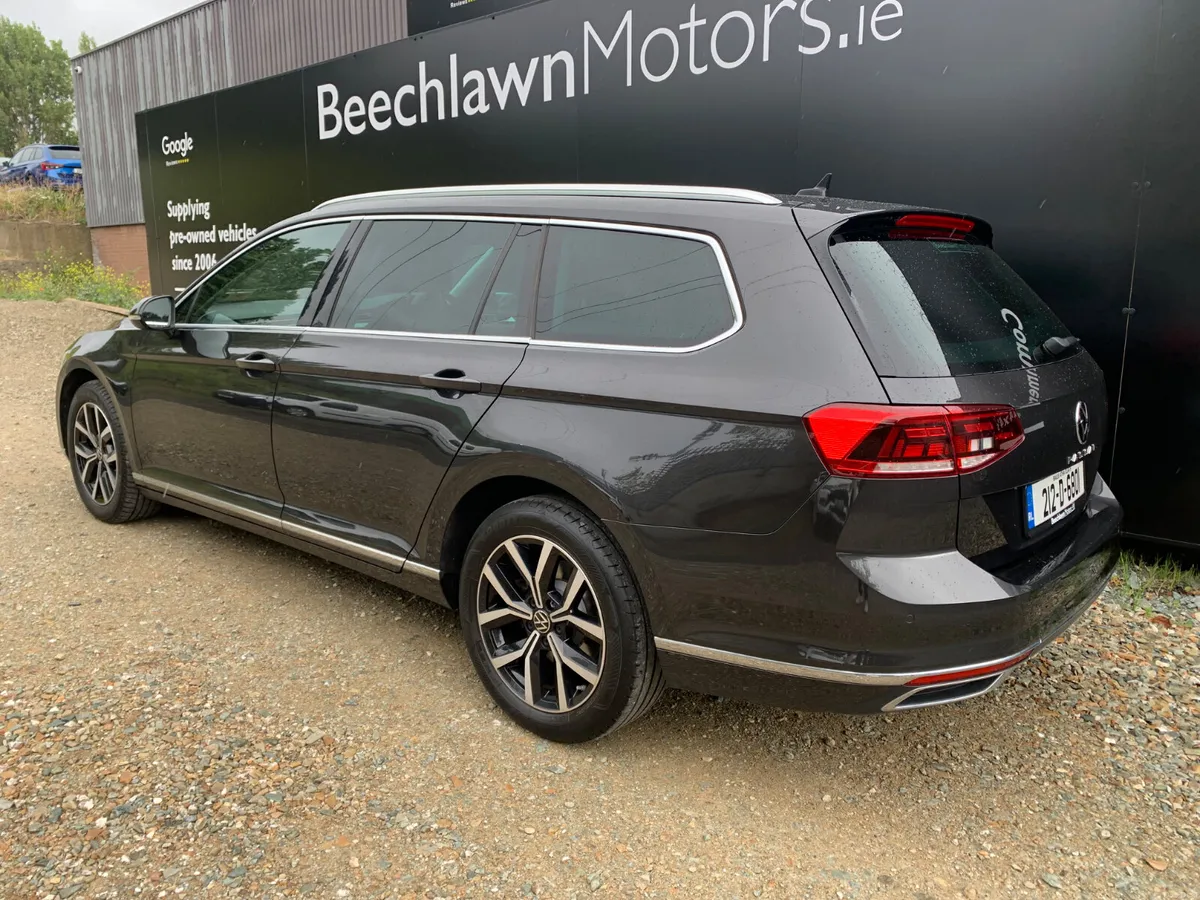 VOLKSWAGEN PASSAT 2.0 TDI ELEGANCE DSG ESTATE - Image 6