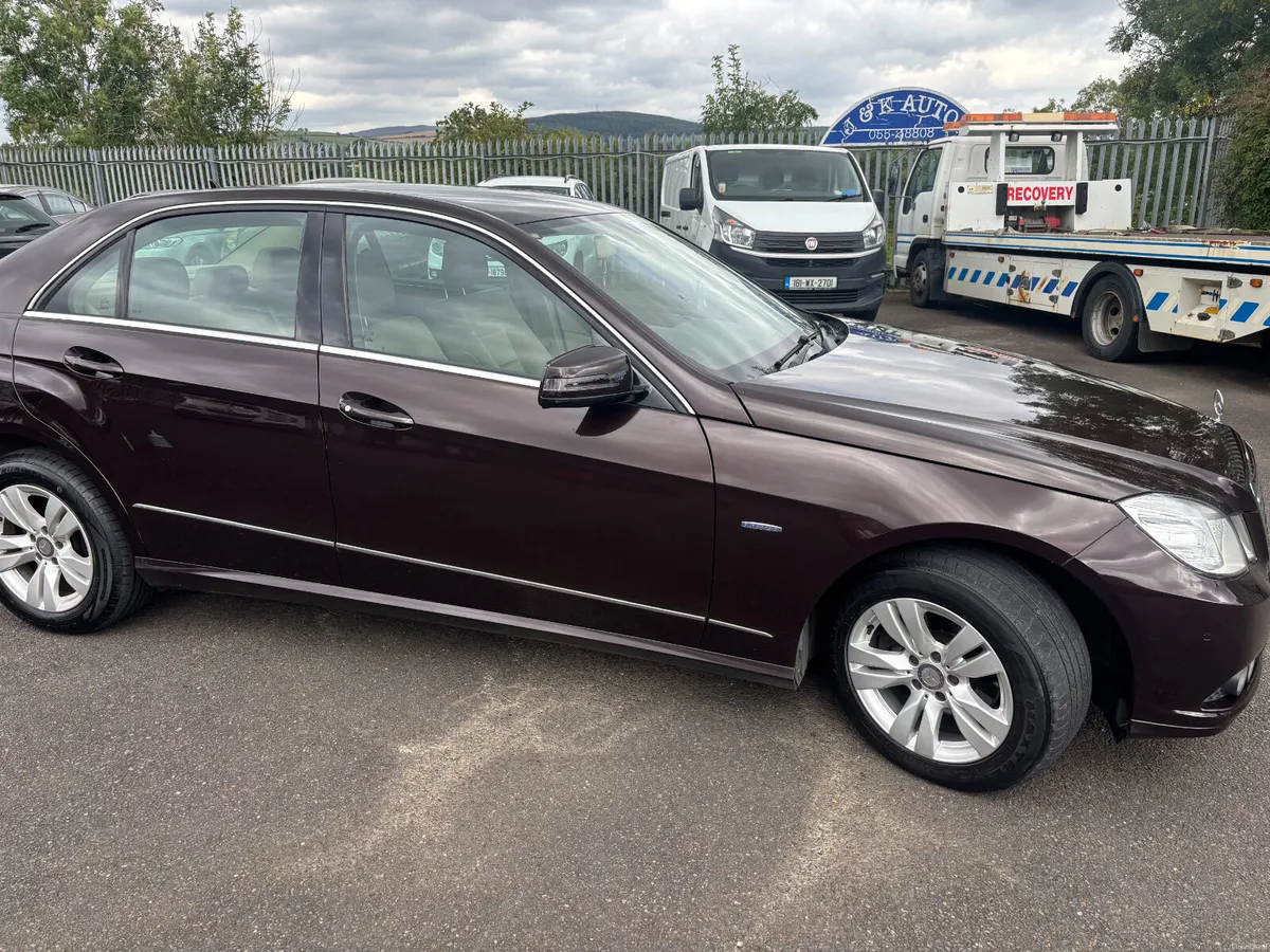 Mercedes-Benz E-Class 2010, 200 CDI BLUE EFFICIENC - Image 1