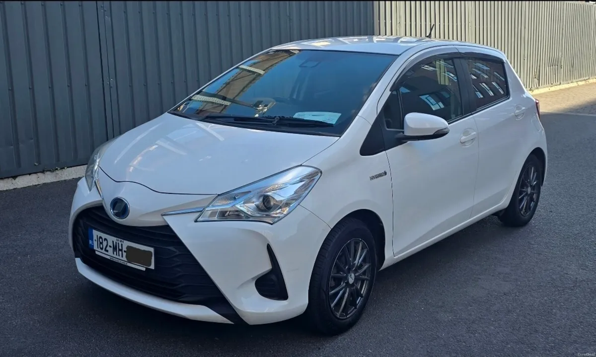 2018 Toyota Vitz (Yaris) 1.5 AUTO HYBRID - Image 1