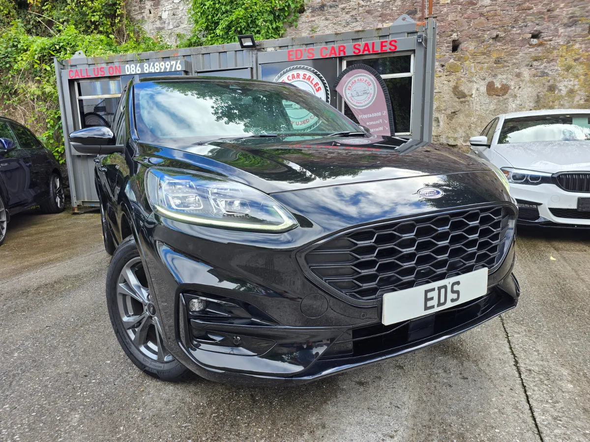 Ford Kuga ST-Line Plug In Hybrid 2022 - Image 2