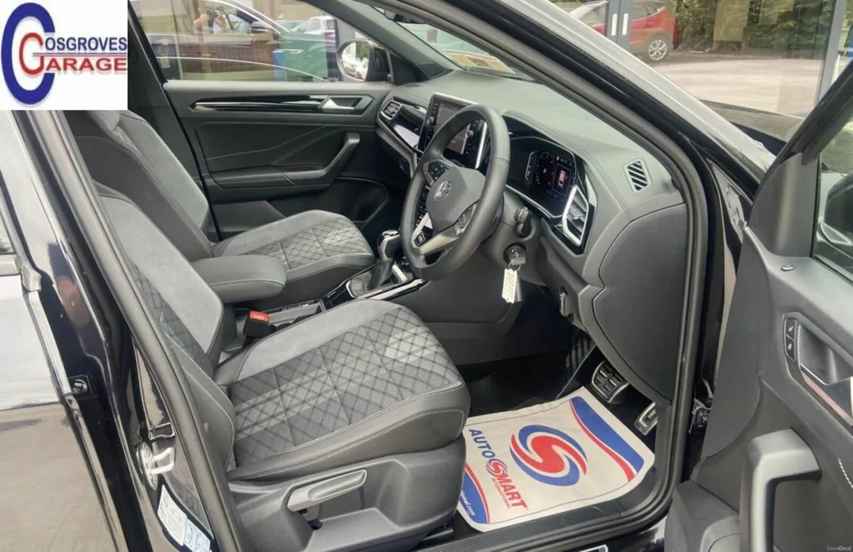 Volkswagen T-Roc 2024 - Image 3