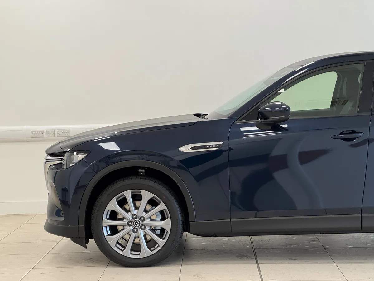 Mazda cx60 phev - Image 5