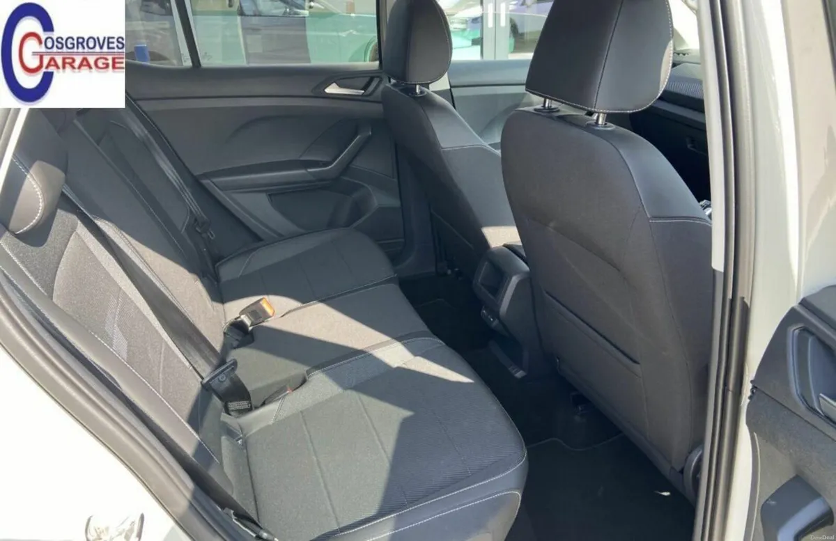 Volkswagen T-Cross 2023 - Image 4
