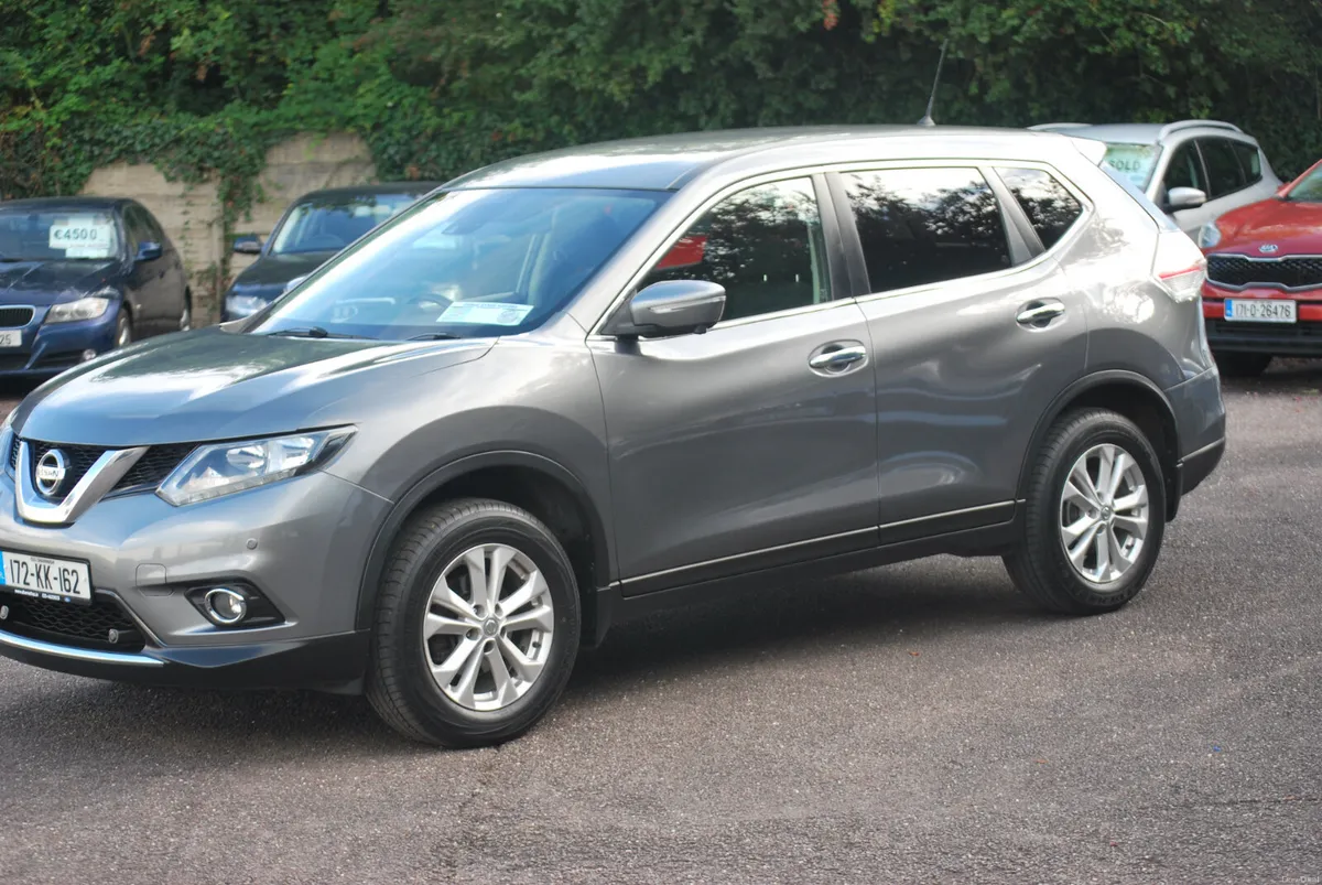 Nissan X-Trail 2017 SV 5 Seater - Image 1