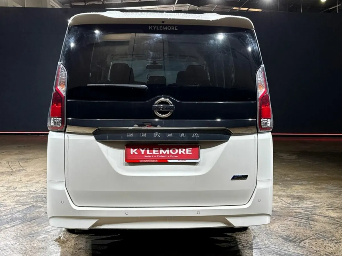 Nissan Serena "8-SEATER" 2.0L HYBRID AUTOMATIC - C - Image 4