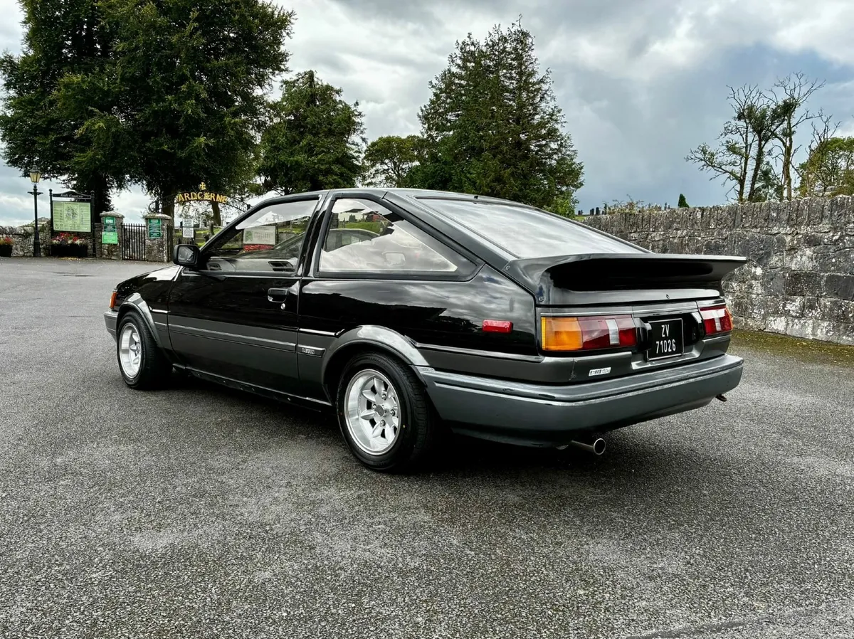 Toyota Corolla Levin AE86 - Image 4