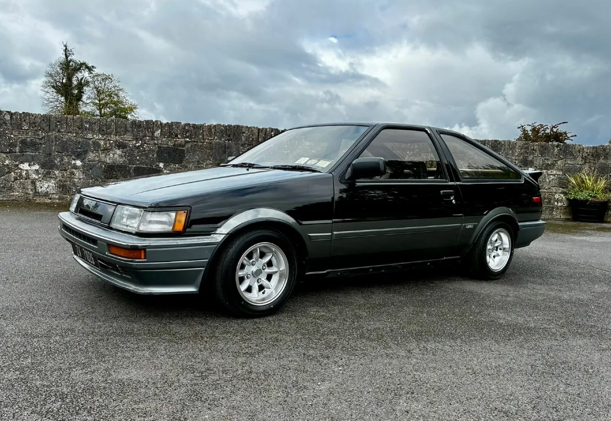 Toyota Corolla Levin AE86 - Image 2