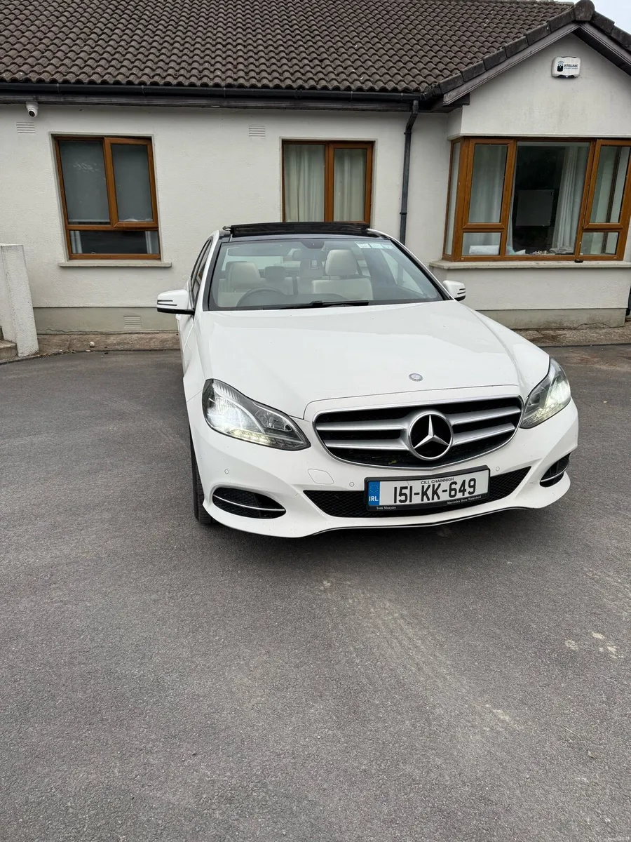 Mercedes E200 - Image 3