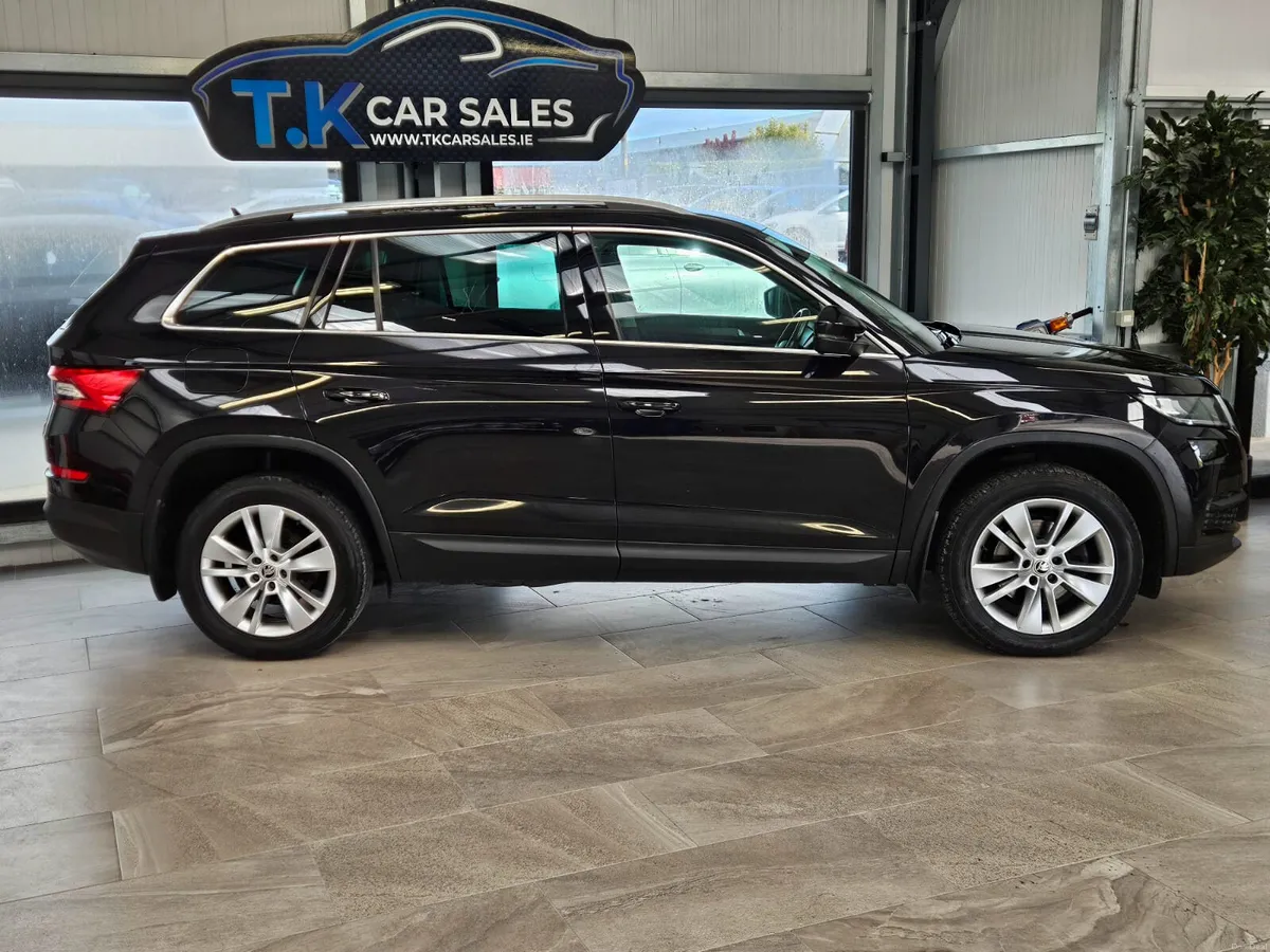 19 SKODA KODIAQ AMBITION AUTOMATIC - Image 4