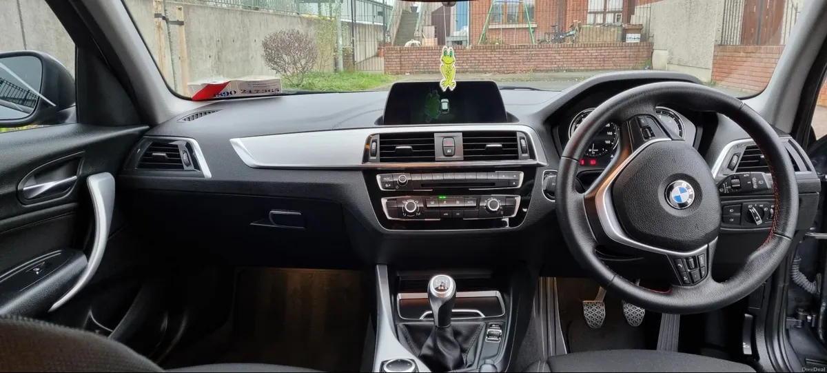BMW 118D 2.0 SPORT MANUAL 2019 - Image 5