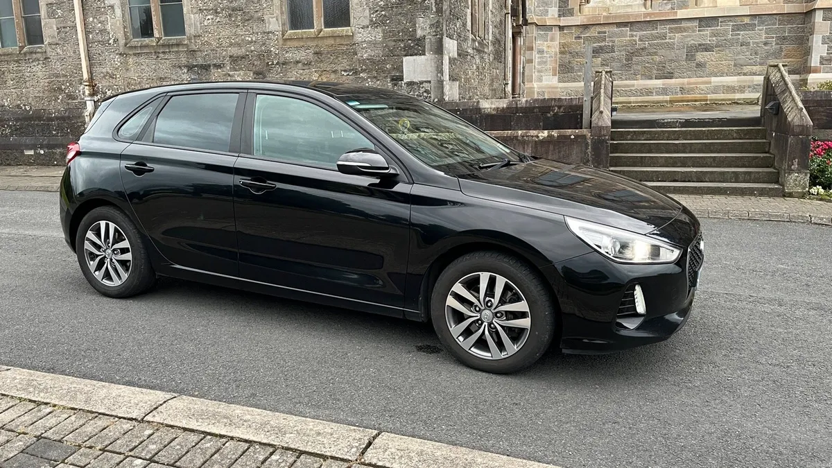 Hyundai I30 1.6d SE NAV AUTO - Image 3