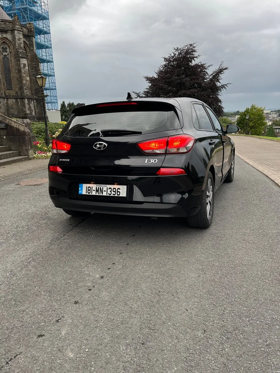 Hyundai I30 1.6d SE NAV AUTO - Image 4