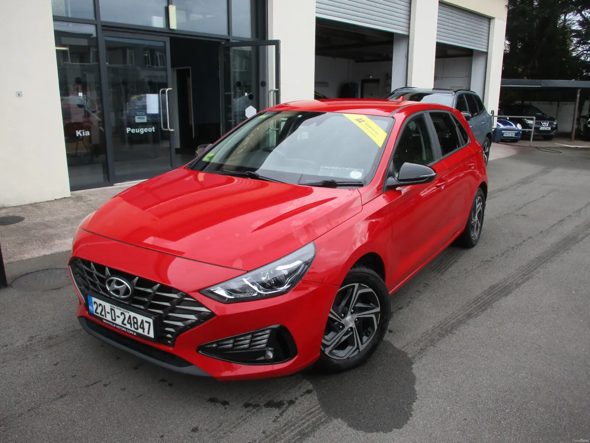 Hyundai i30 Delux 1.6 Diesel  2022 - Image 1