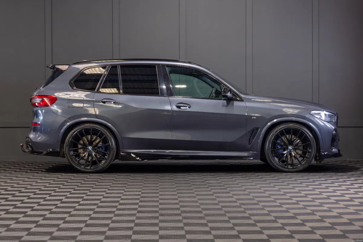 192 BMW X5 X-Drive 30d M-Sport - Image 2