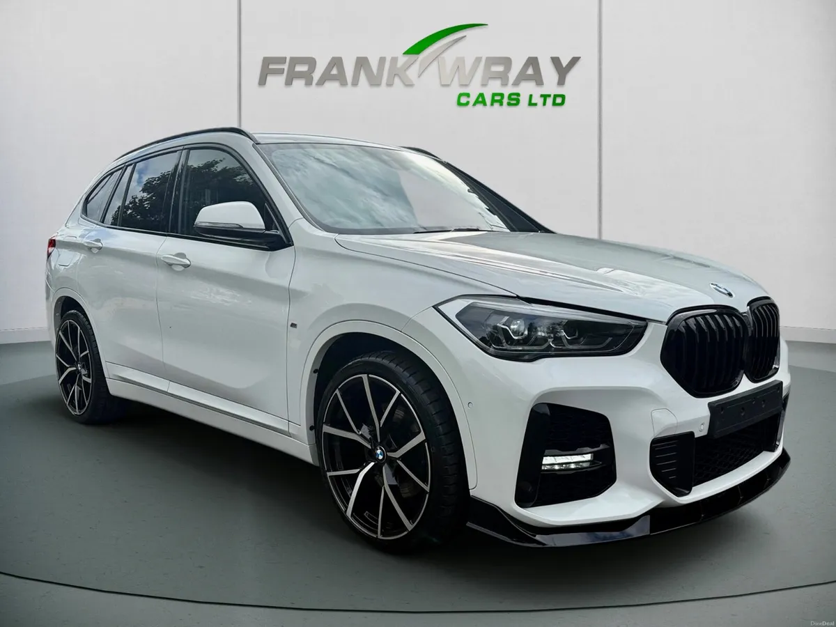 2021 BMW X1 25 E M-SPORT X-DRIVE*LEATHER*MINT*FSH* - Image 3