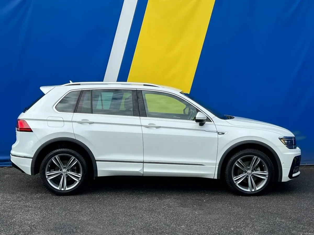 Volkswagen Tiguan R-LINE 4MOTION 2.0 TDI AUTO // H - Image 2