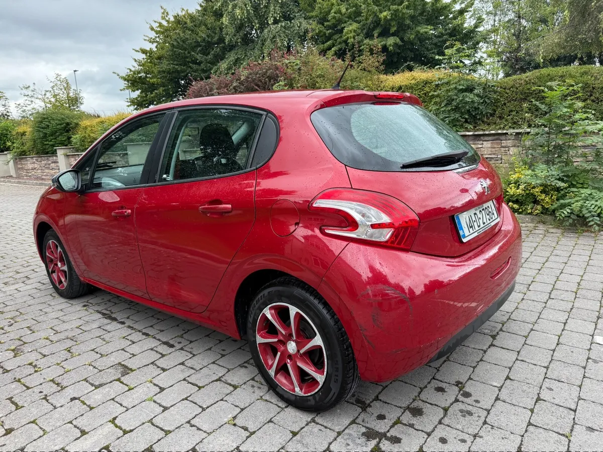 Peugeot 208 2014 NEW NCT APPLE CAR PLAY - Image 5