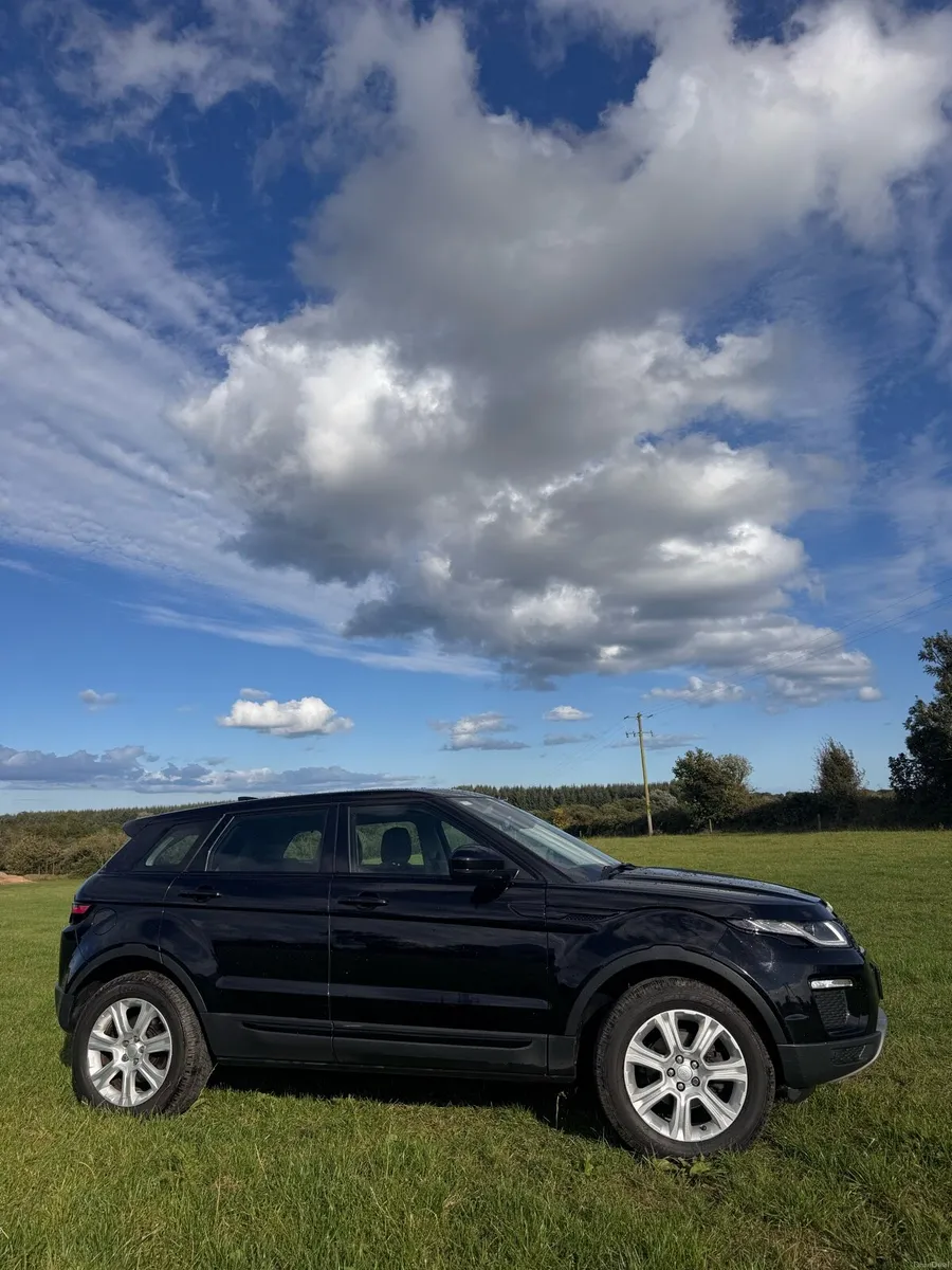Range Rover Evoque - Image 1