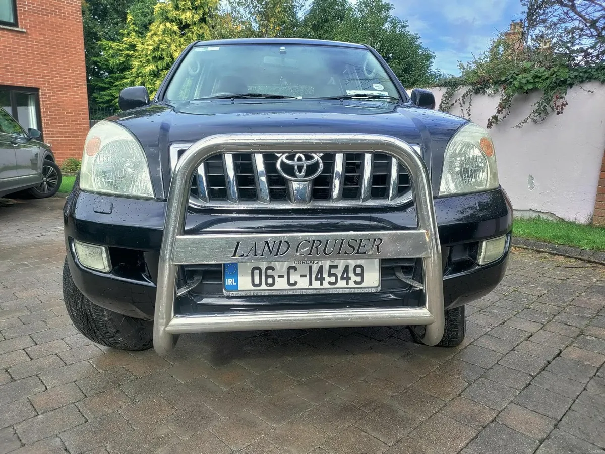 Toyota Land Cruiser 2006 - Image 2