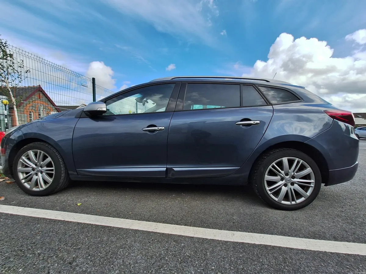 Renault Megane 2015 - Image 1