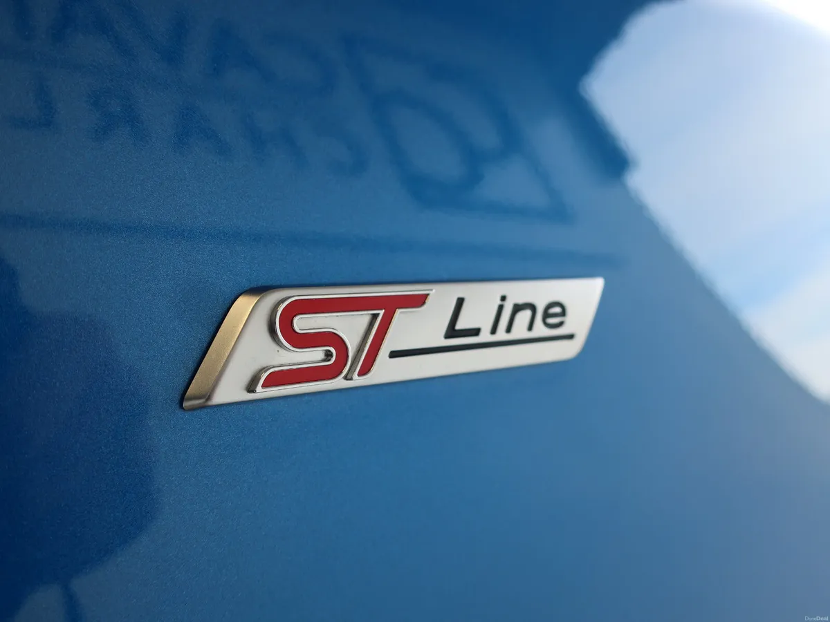2023 PUMA 1.0 ST-LINE MHEV 125PS - Image 6