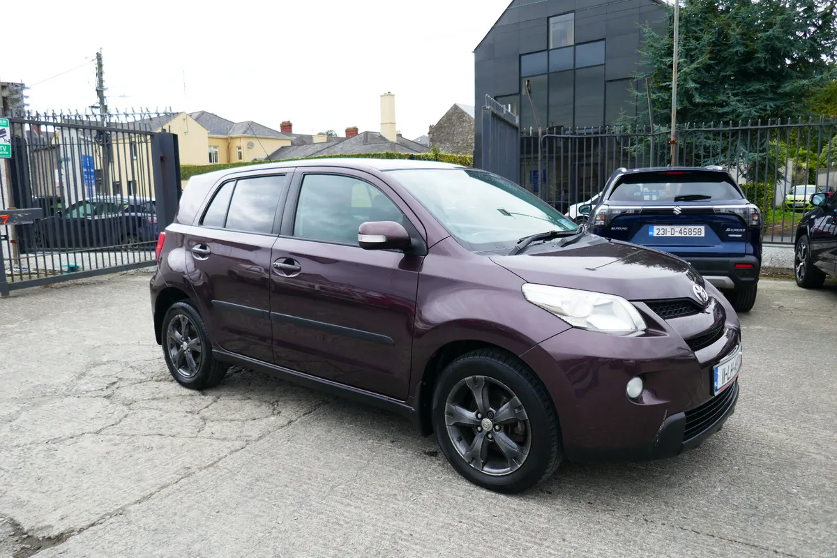 2011, TOYOTA URBAN CRUISER 1.4 D-4D AWD 5DR - Image 2