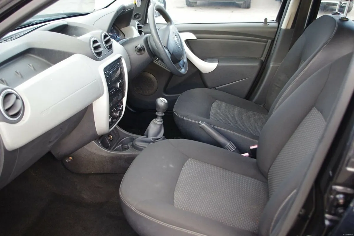 Dacia Duster 2013 ''Deposit by Tuesday.'' - Image 4