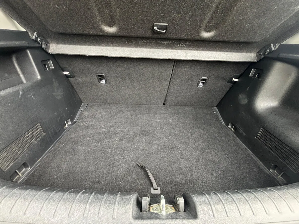 Kia Stonic 2021 - Image 4