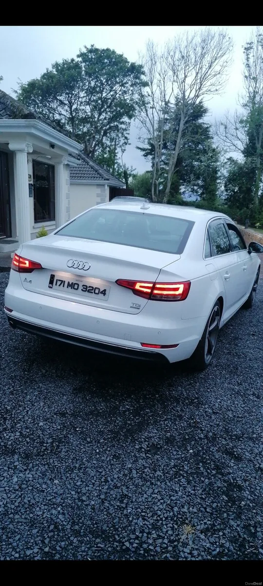 Audi A4 - Image 2