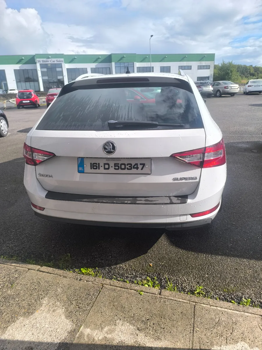 161 Skoda Superb 2.0 TDI BUSINESS COMBI - Image 3