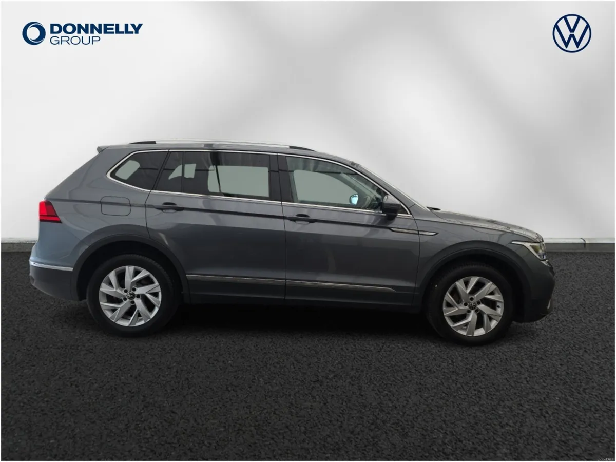 Volkswagen Tiguan Allspace Diesel Estate Life - Image 4