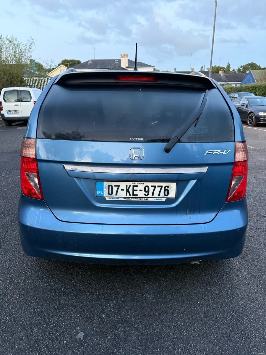 Honda FR-V 2007 Automatic - Image 3
