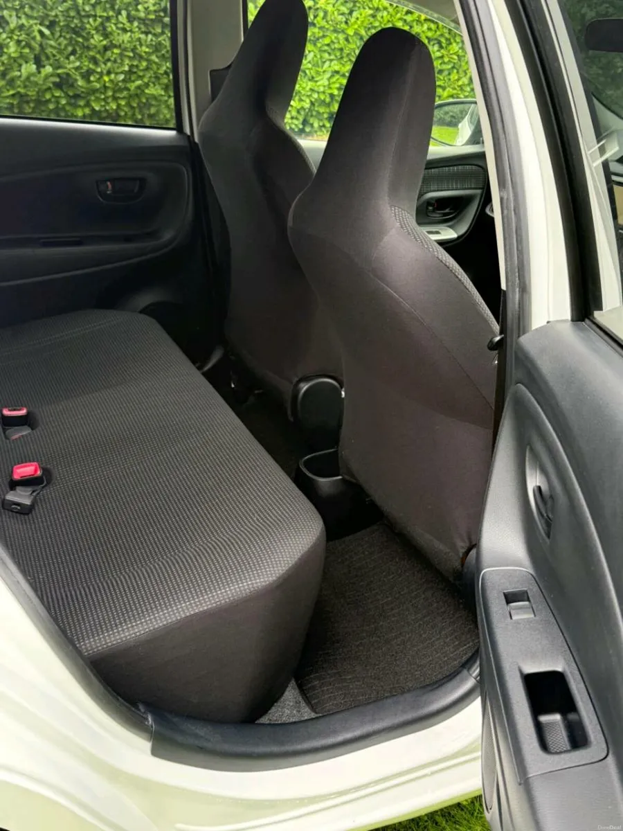 Toyota Vitz - Image 2