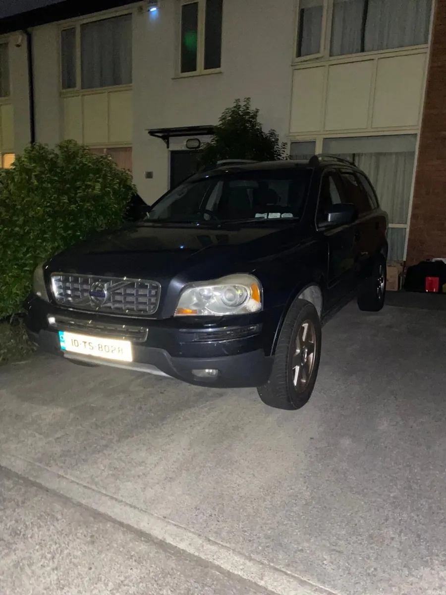 Volvo XC90 2010 - Image 3