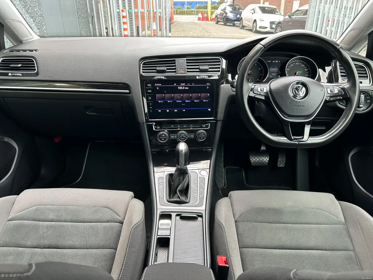 Volkswagen Golf HIGHLINE New Shape - Image 6