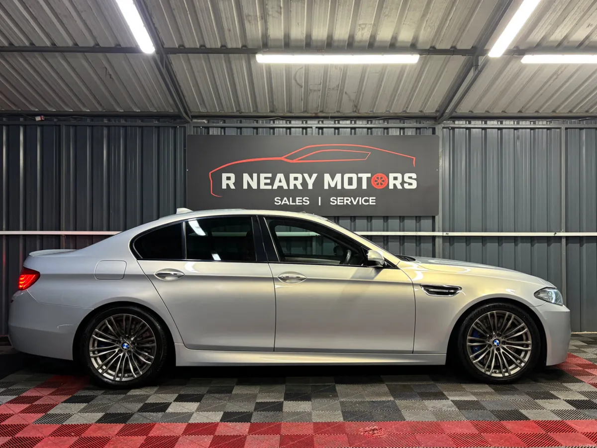 2014 142 BMW M5 4.4 Petrol Automatic - Image 4