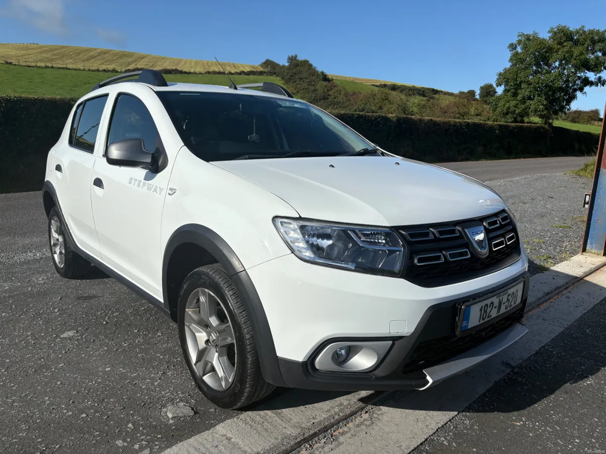 Dacia Sandero Stepway 2018 0.9L petrol - Image 1