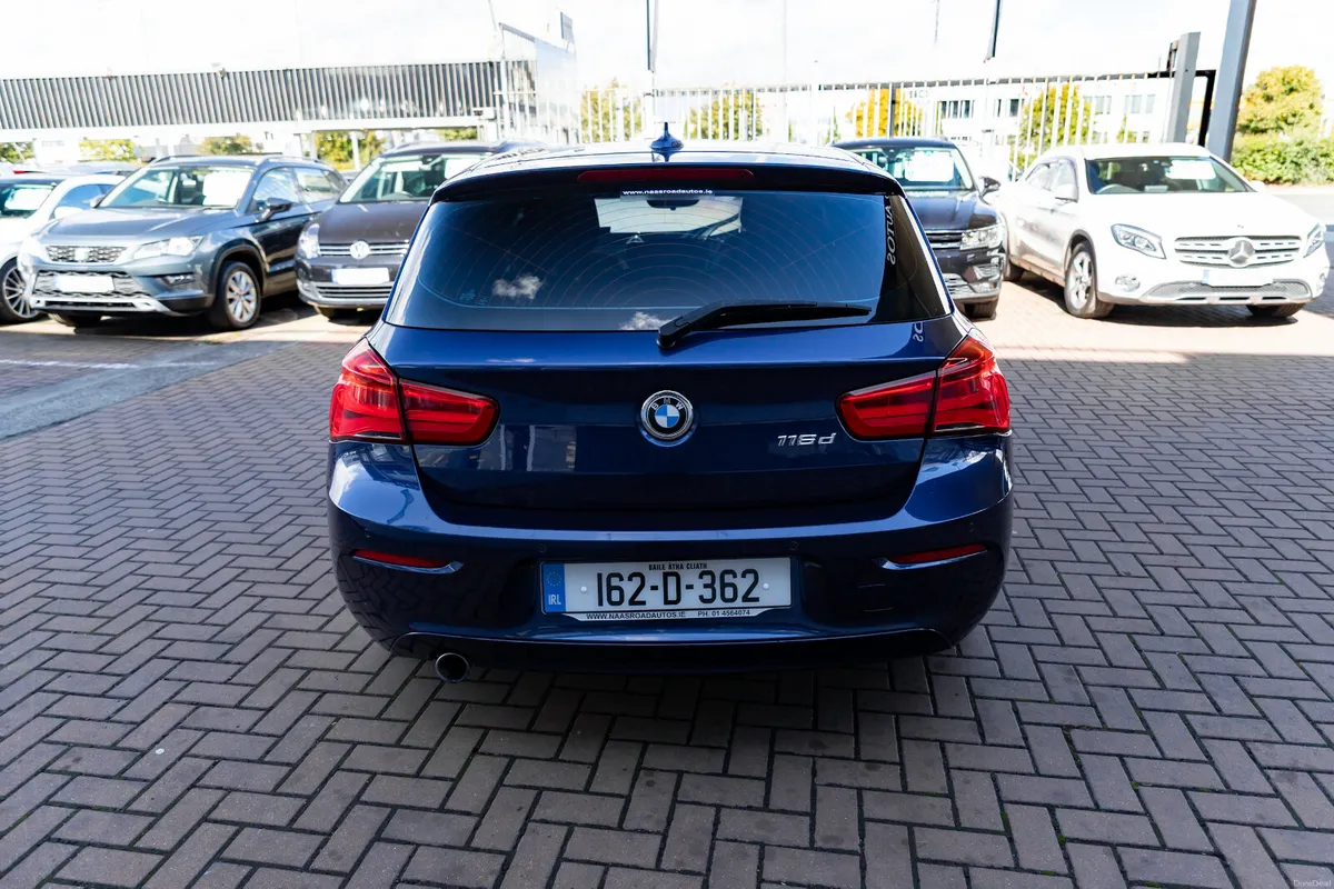 BMW 116D SE LUXURY EDITION 5DR HATCHBACK AUTOMATIC - Image 4