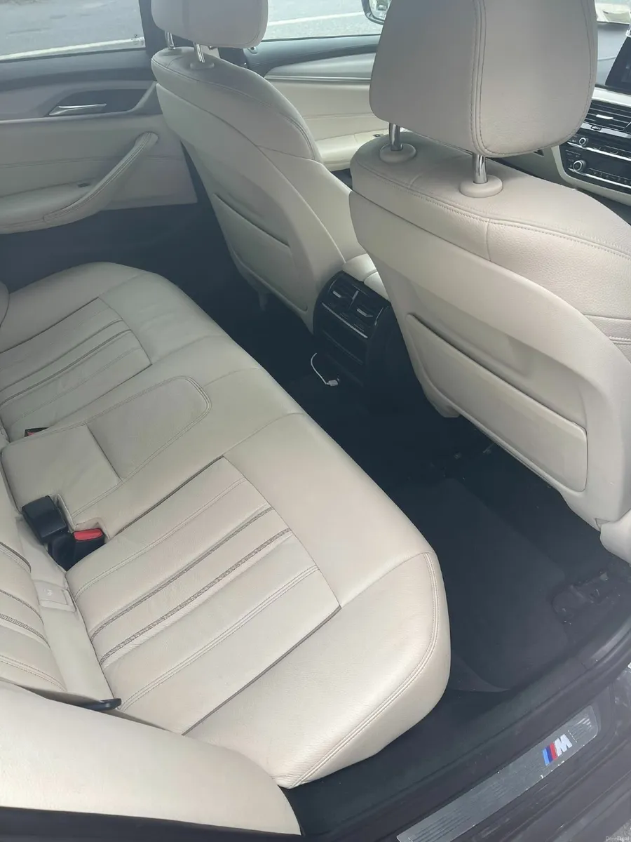 BMW 5-Series 2018 - MSport - Image 2