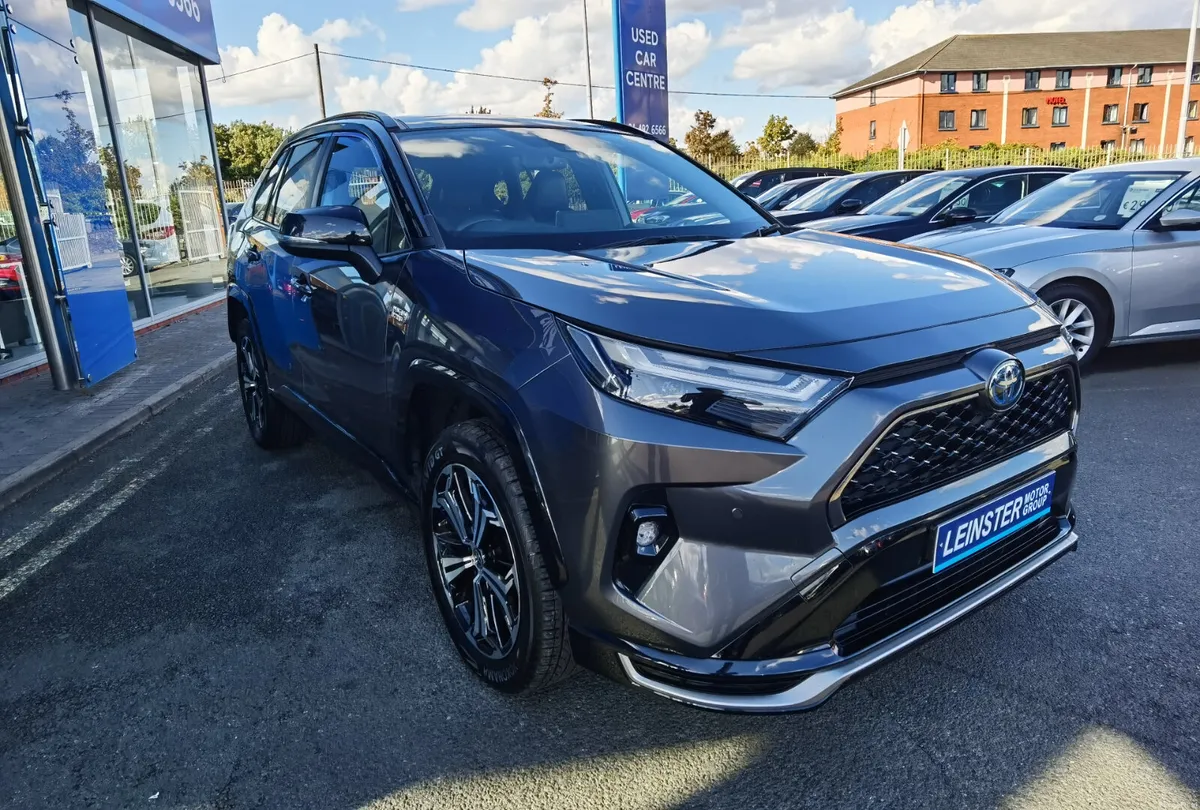 TOYOTA RAV4 2.5 DYNAMIC PREMIUM *SUNROOF* AWD AUTO - Image 4