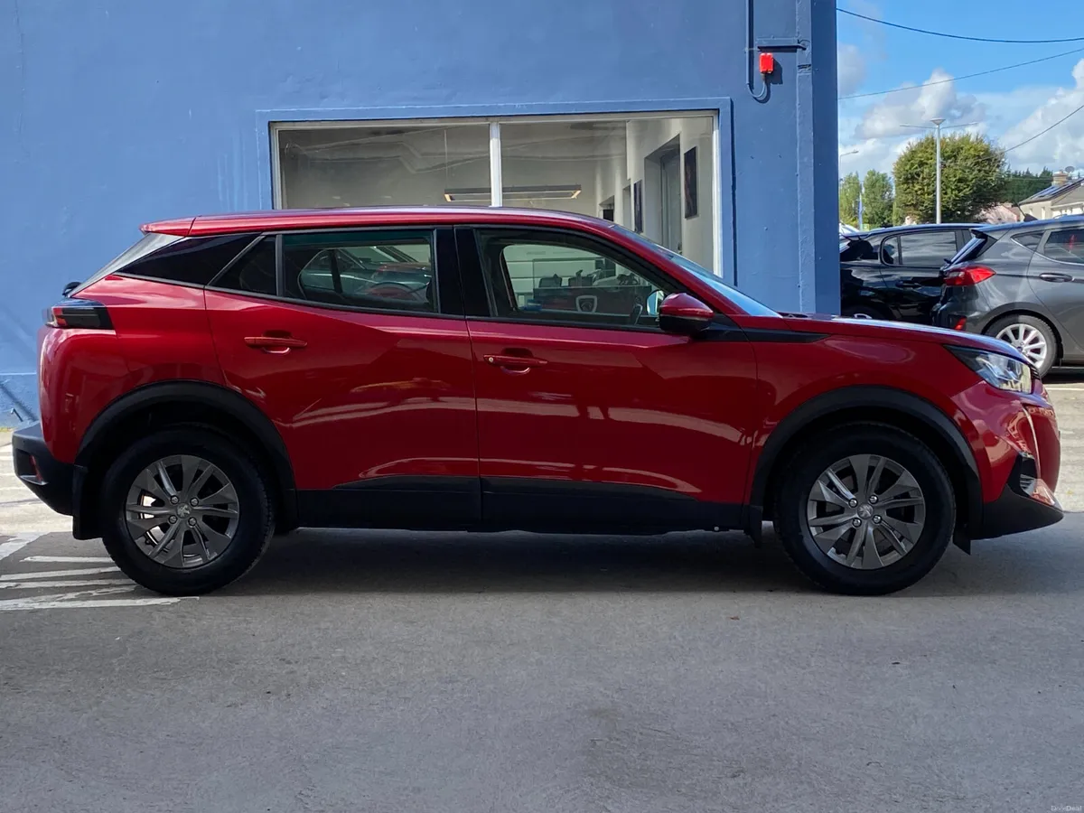 Peugeot 2008 1.2 Puretech 100bhp Active - Image 2