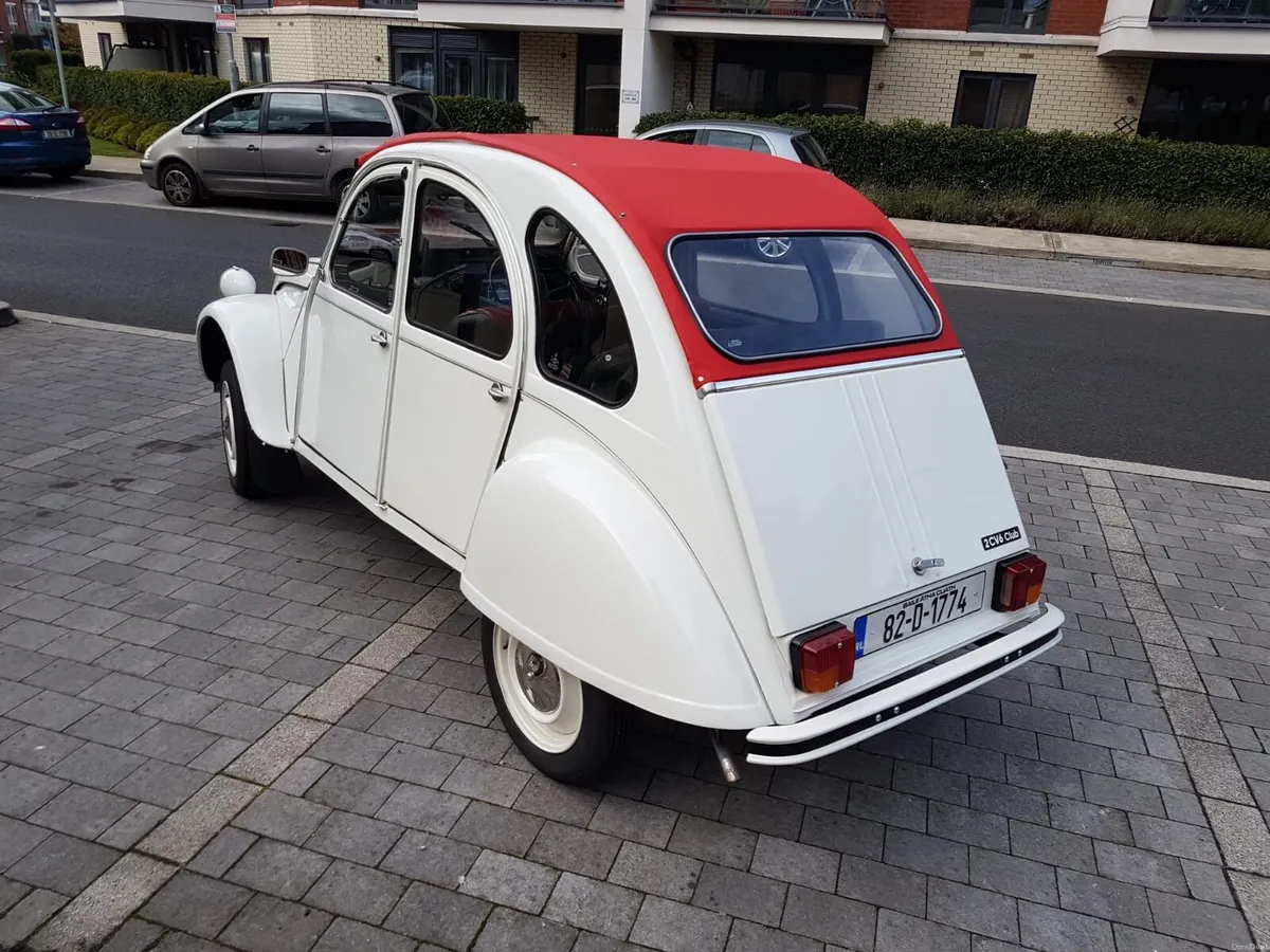 Citroën 2CV - Image 2