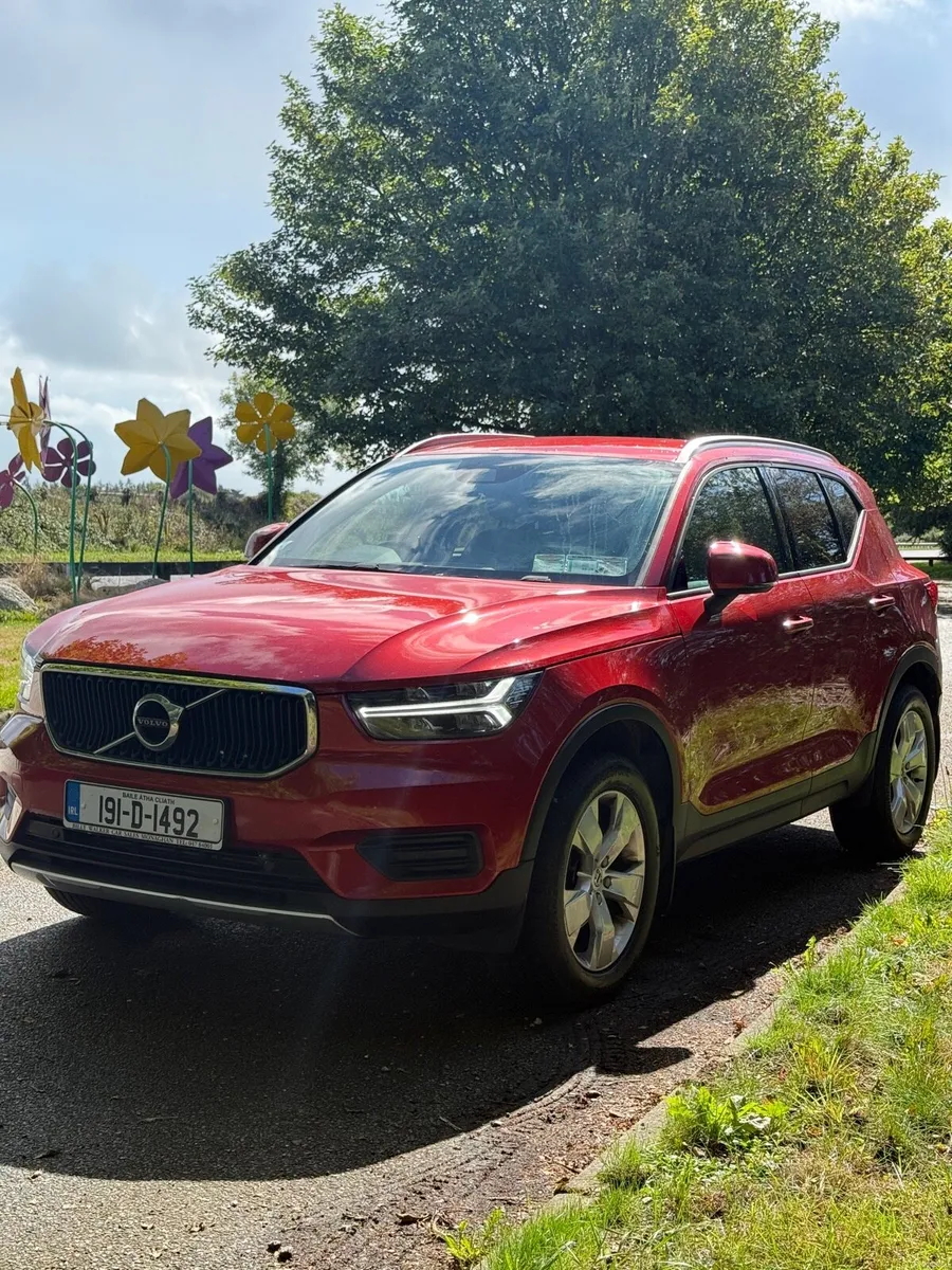 VOLVO XC40 T3   Nct 2027 ( Quick SELL) - Image 3