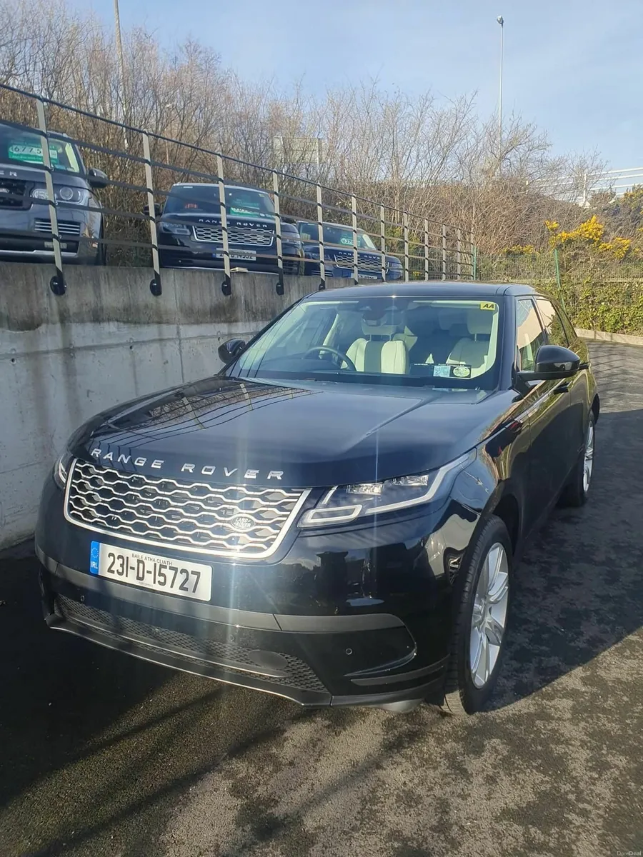 Land Rover Range Rover Velar 2023 - Image 3