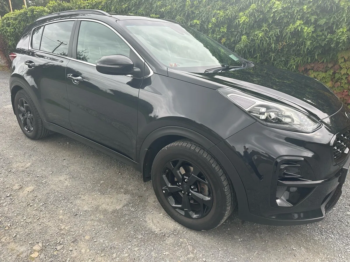 2021 KIA Sportage Auto DCT Special *Black Edition* - Image 4