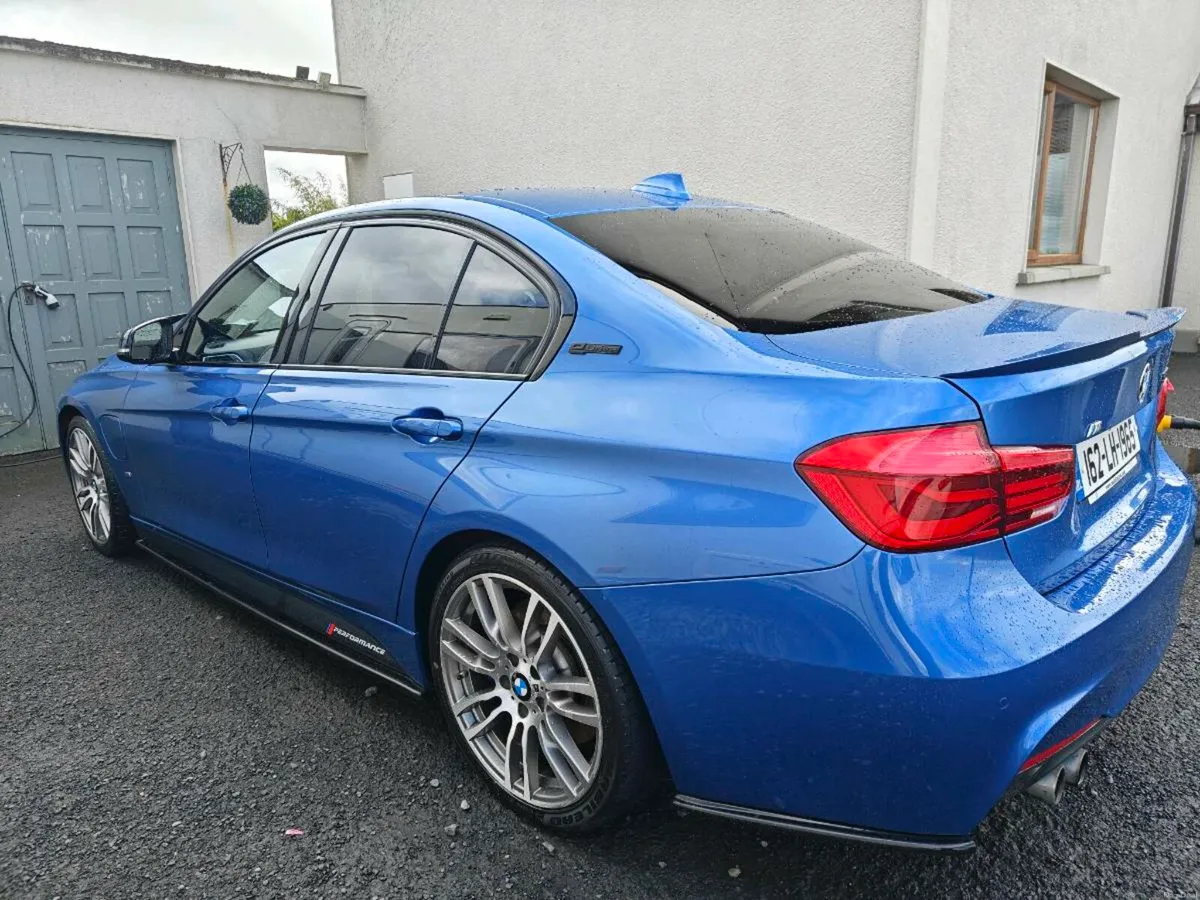 Bmw 3 series MSport hybrid - Image 4