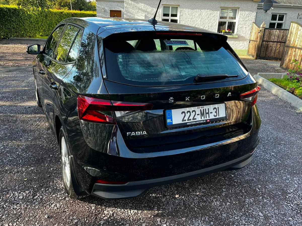 Skoda Fabia 1.0L Ambition Model - Image 4